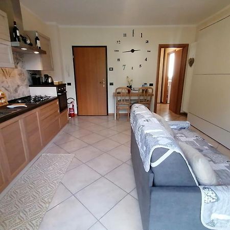 IntrobioLa Casa Di Sara In Valsassinaアパートメント エクステリア 写真